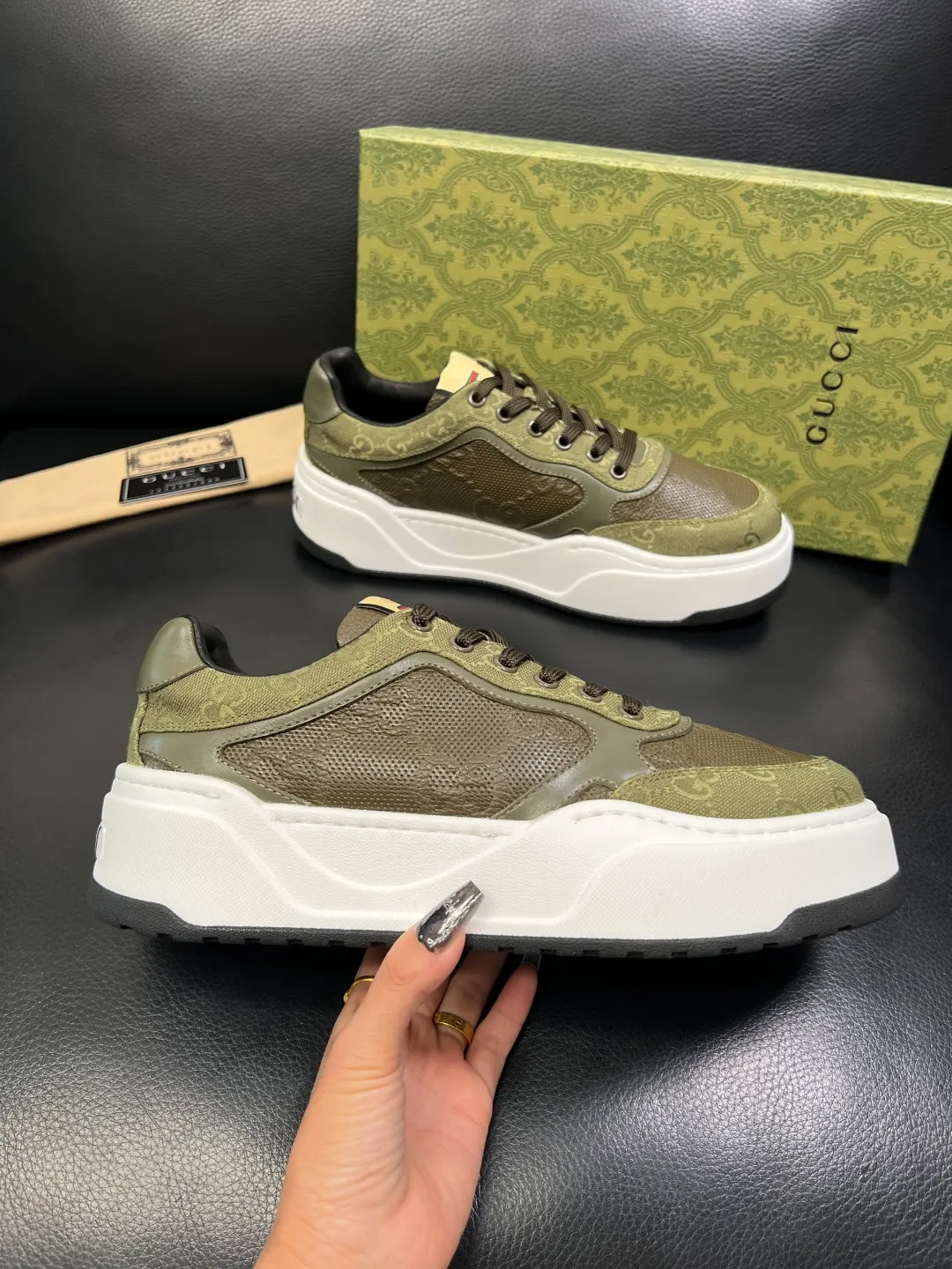 Men's shoes 💰840 Gucci high quality top crafts Gucci counter new original factory configuration, imported cowhide fabric from Italy, imported cowhide lining, breathable and comfortable, sole: original factory special supply original sole super comfortable, original factory and single goods, welcome to compare, code number 38-44 (customized 45 46)